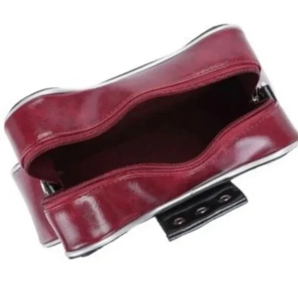 Rockin' Guitar Shaped Crossbody Bag πΈπΈπΈ - Picture 11 of 14